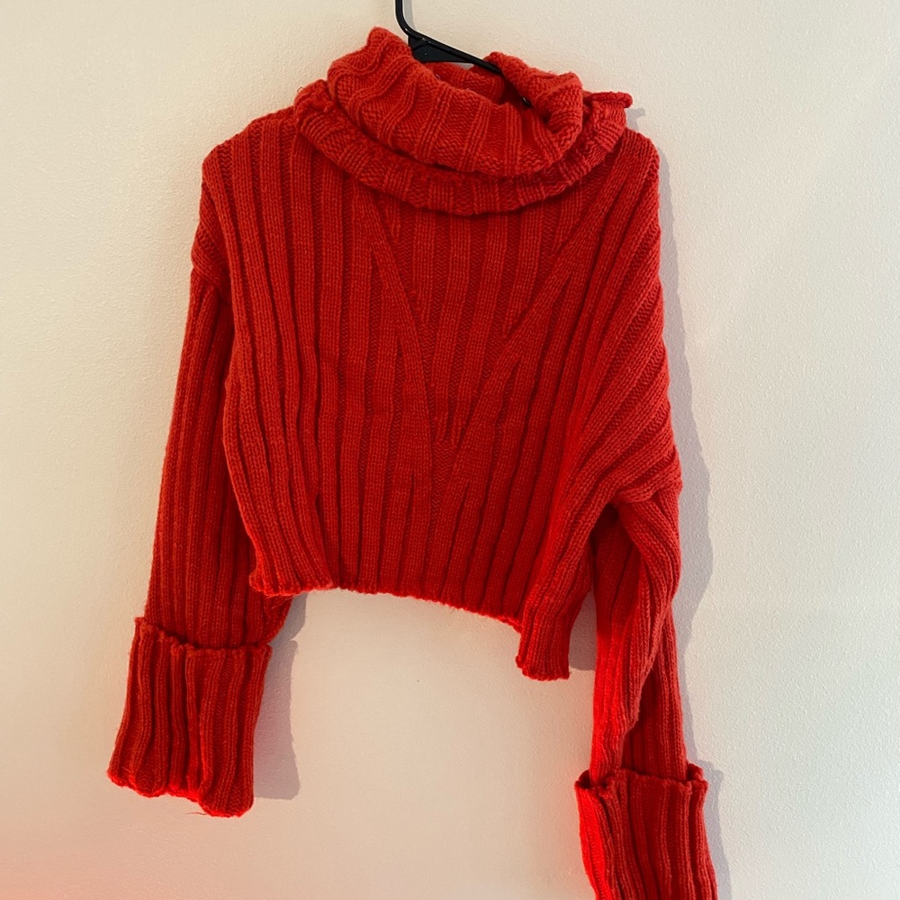 Cropped sweater